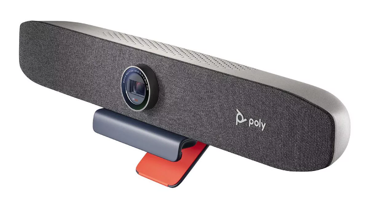Handson review Poly Studio P15 Personal Video Bar