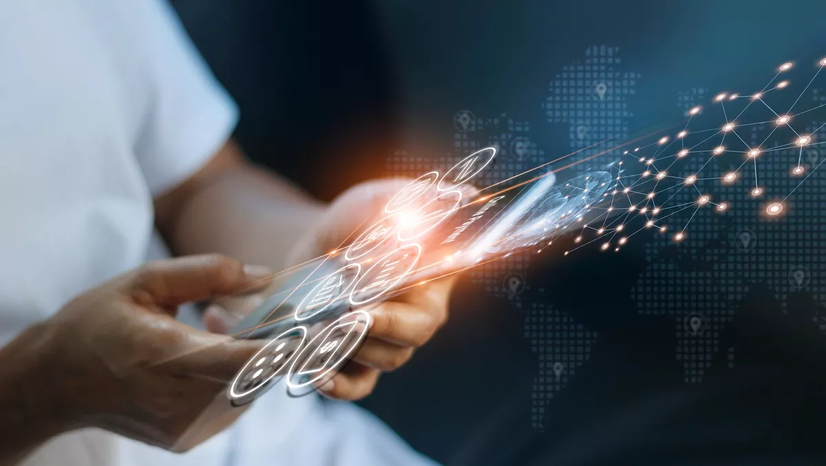 What to consider when implementing smartphones in hospitals